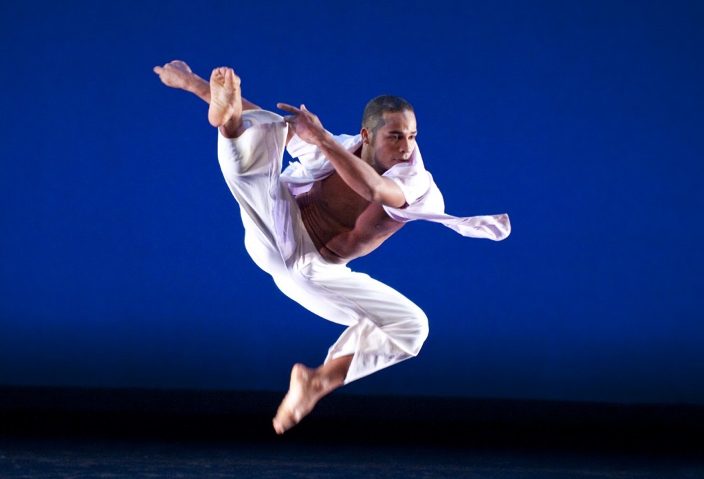 Dance Brazil RITMOS performance